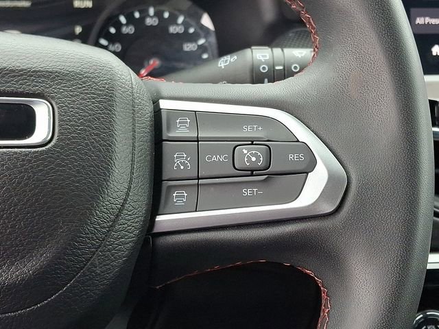 Used 2024 Jeep Compass Trailhawk image 21