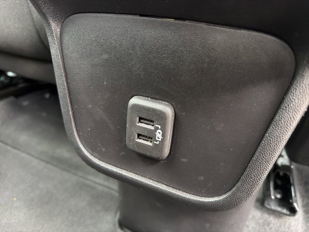 Used 2024 Chevrolet Equinox LT image 32