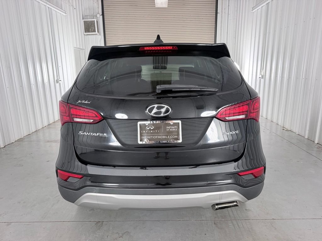 Used 2017 Hyundai Santa Fe Sport FWD image 6