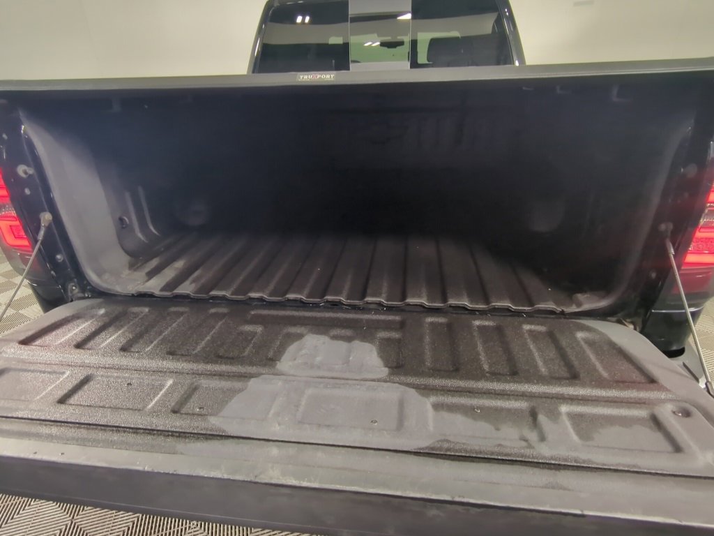 Used 2017 Chevrolet Silverado 1500 LTZ Z71 w/ LTZ Plus Package image 8