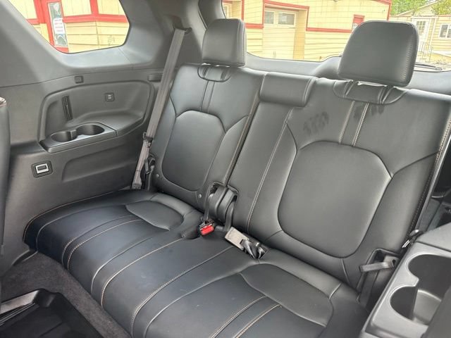 Used 2024 Honda Pilot TrailSport image 16