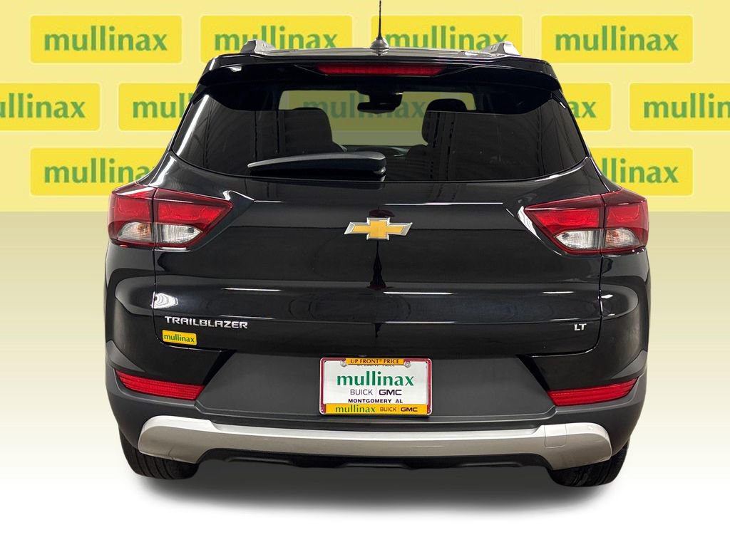 Used 2021 Chevrolet TrailBlazer LT FWD image 18