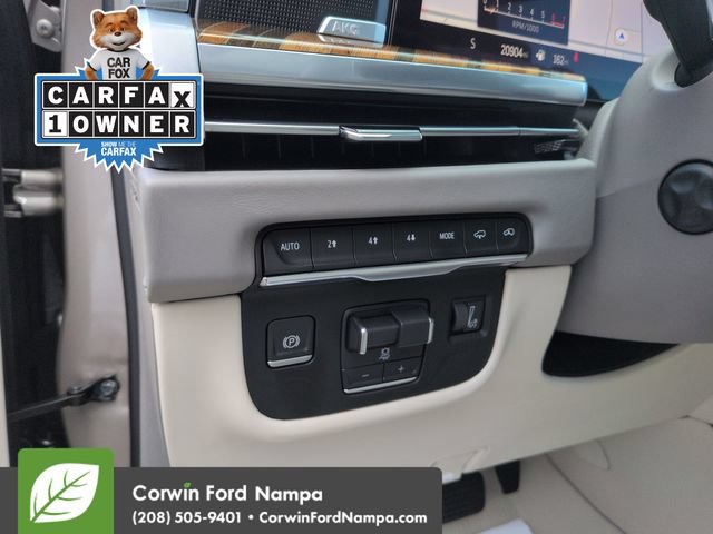 Used 2025 Cadillac Escalade ESV Sport Platinum w/ LPO, Floor Liner Package AWD/4WD image 13