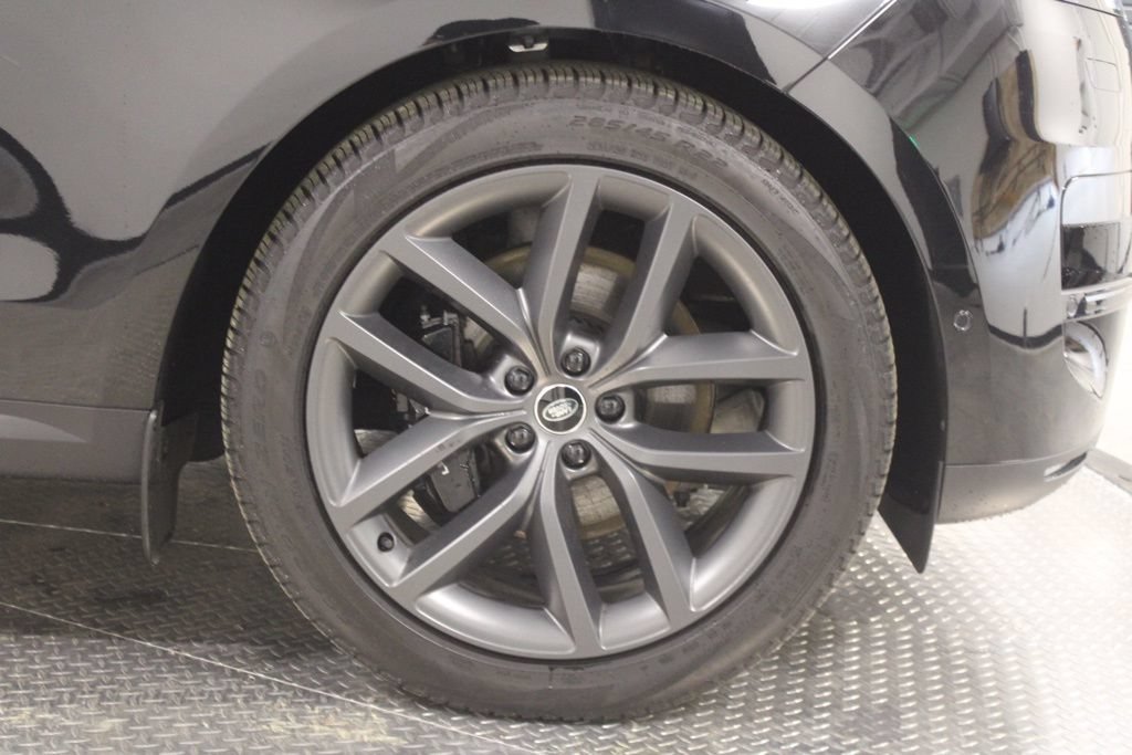 Certified 2025 Land Rover Range Rover Sport SE AWD/4WD image 14