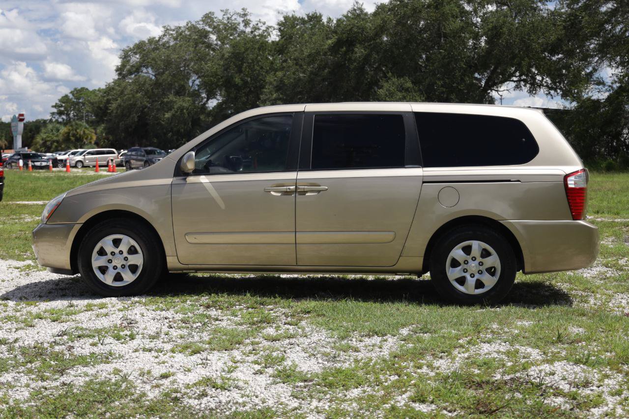 Used 2006 Kia Sedona EX FWD image 3