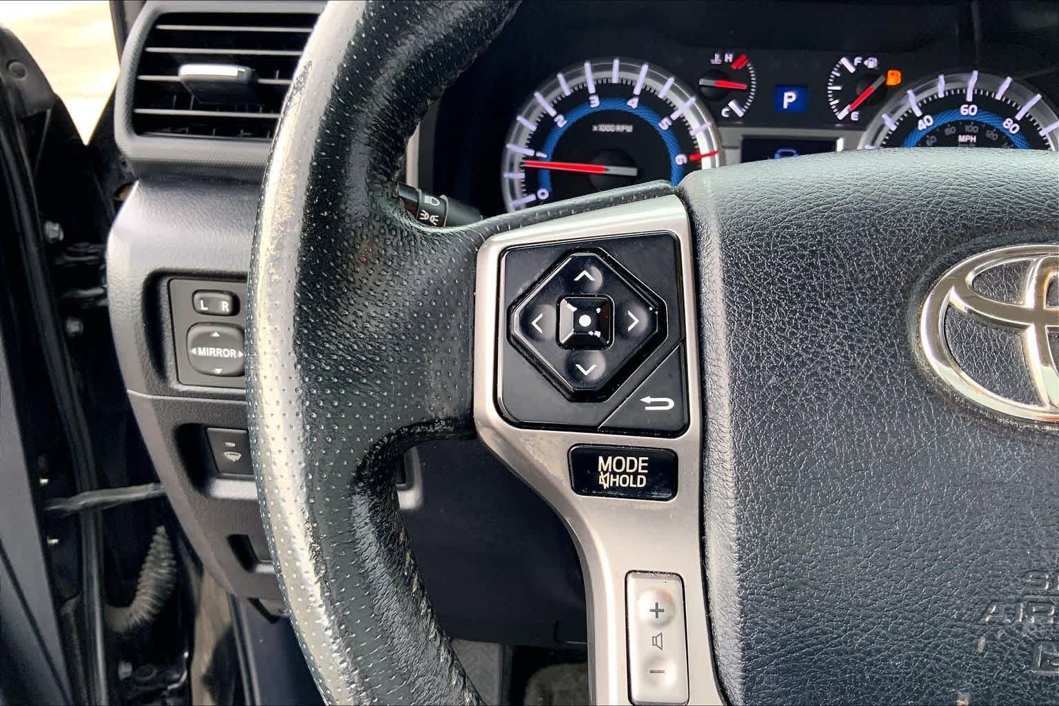 Used 2015 Toyota 4Runner SR5 Premium RWD image 23