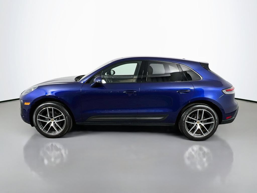 Used 2023 Porsche Macan Turbo AWD/4WD image 4