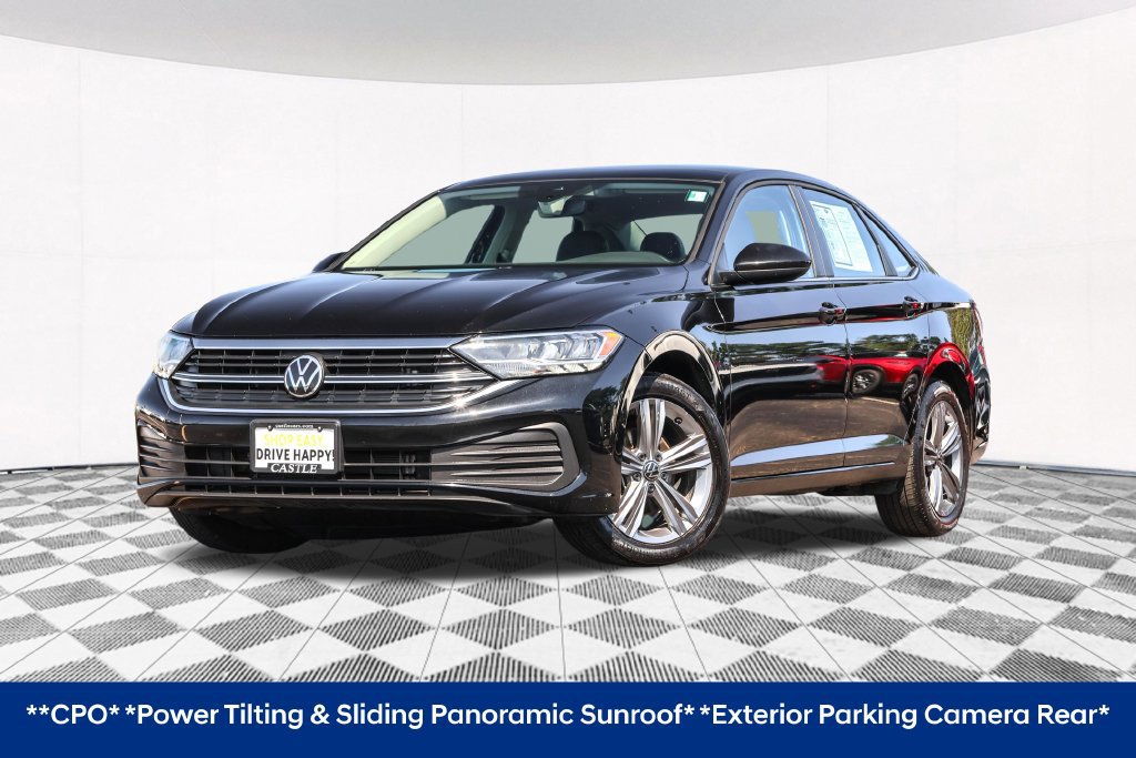 Certified 2024 Volkswagen Jetta SE FWD image 2