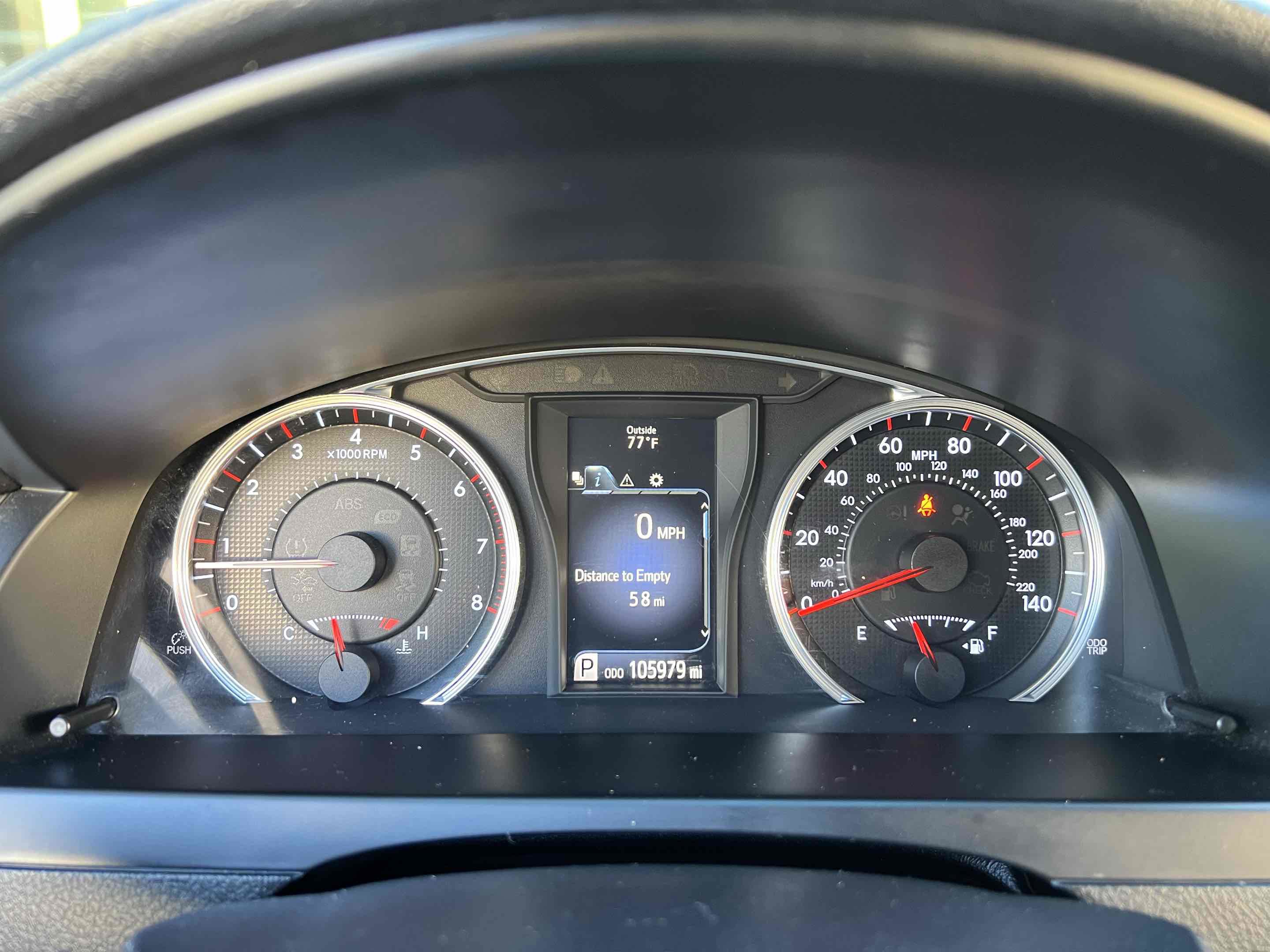 Used 2017 Toyota Camry SE w/ Moonroof Package FWD image 35