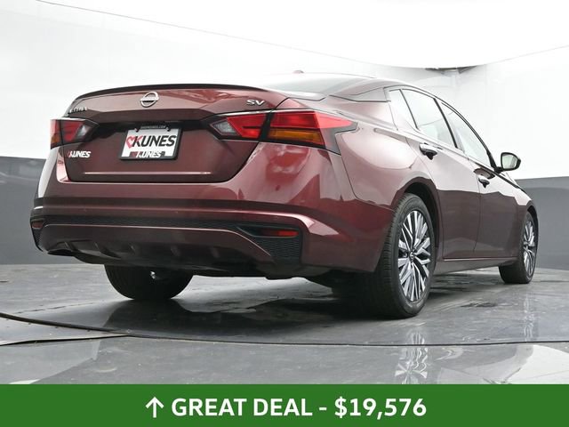 Used 2023 Nissan Altima 2.5 SV FWD image 49
