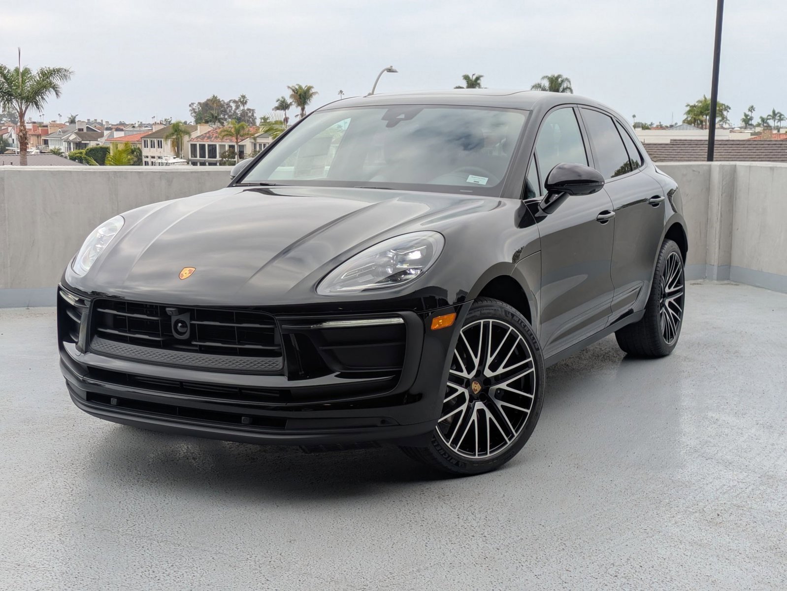 New 2026 Porsche Macan image 1
