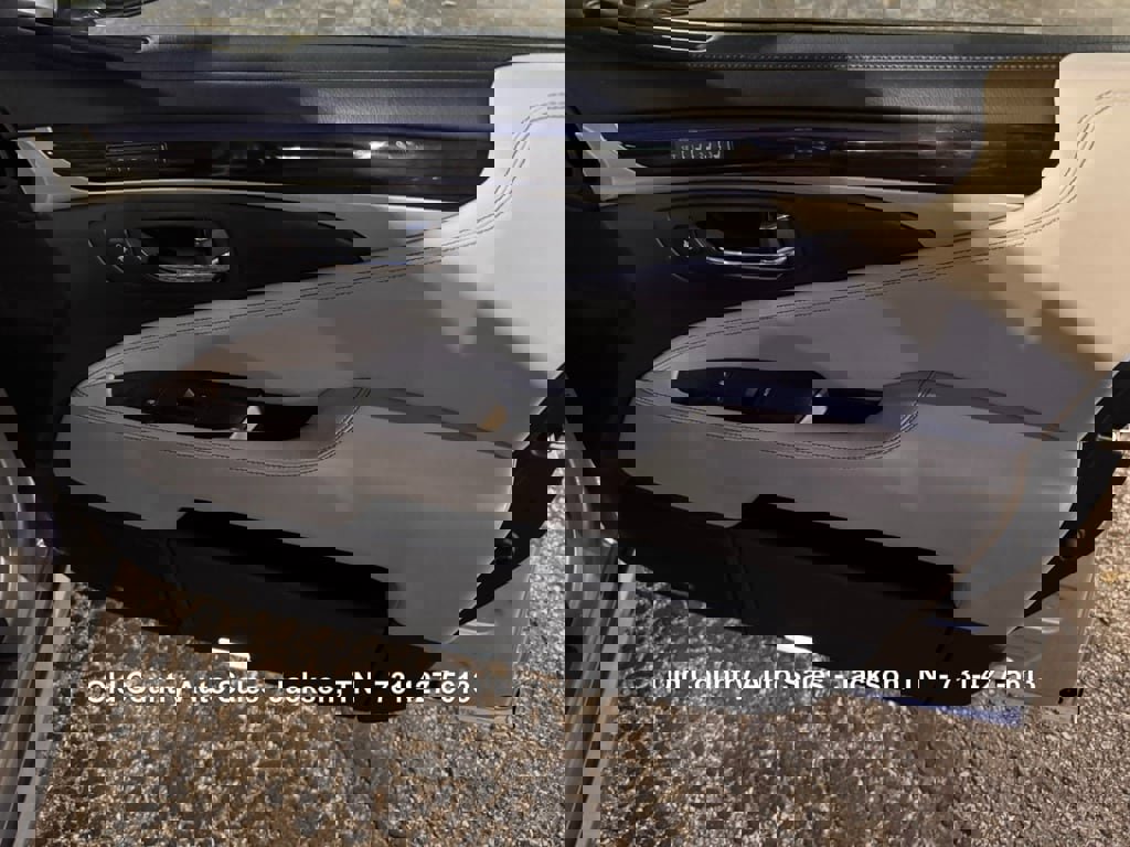 Used 2014 Lexus LS 460 image 13