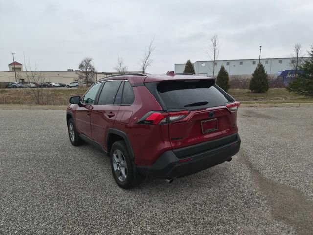 Used 2023 Toyota RAV4 LE image 7