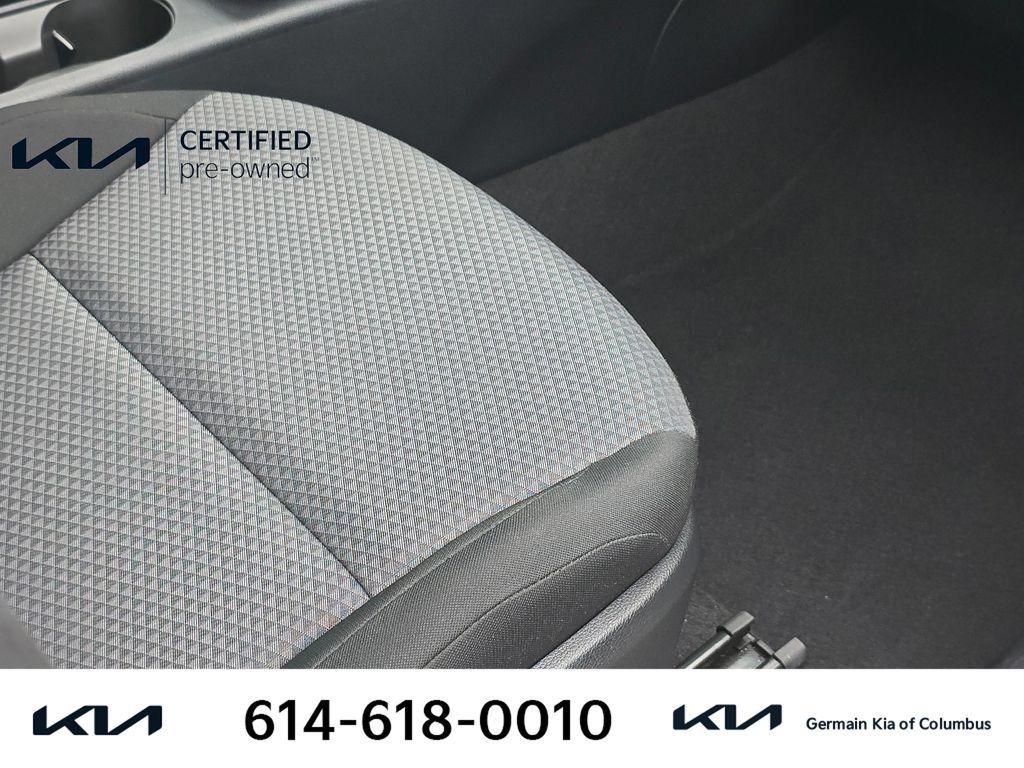 Certified 2025 Kia Soul LX w/ LX Technology Package FWD image 26