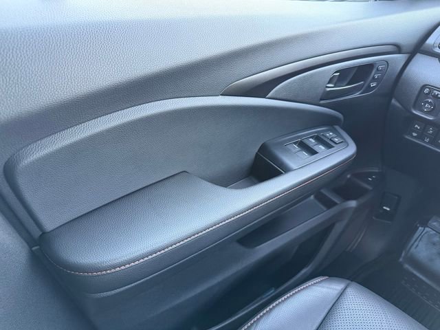 Used 2025 Honda Passport TrailSport image 30
