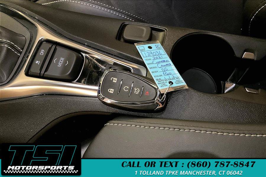 Used 2021 Chevrolet Camaro SS RWD image 11