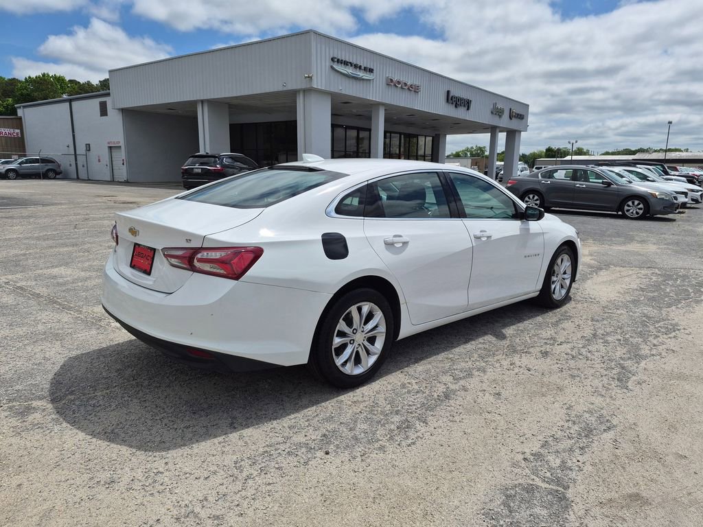 Used 2020 Chevrolet Malibu LT FWD image 3