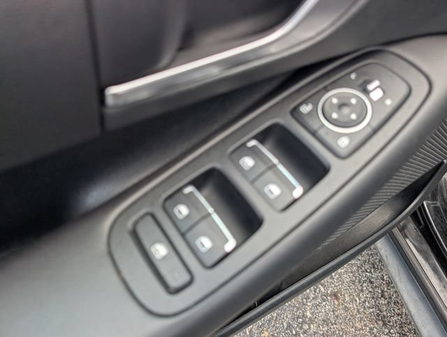 Used 2023 Hyundai Sonata SE FWD image 16