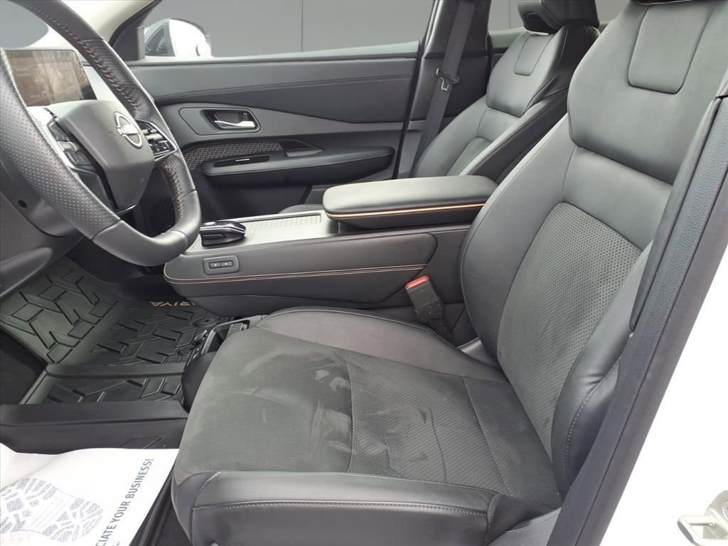 Used 2025 Nissan Ariya FWD image 13