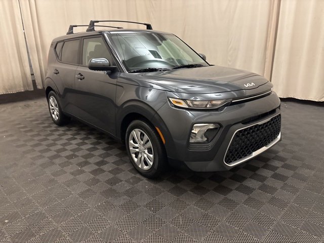 Certified 2022 Kia Soul LX image 3