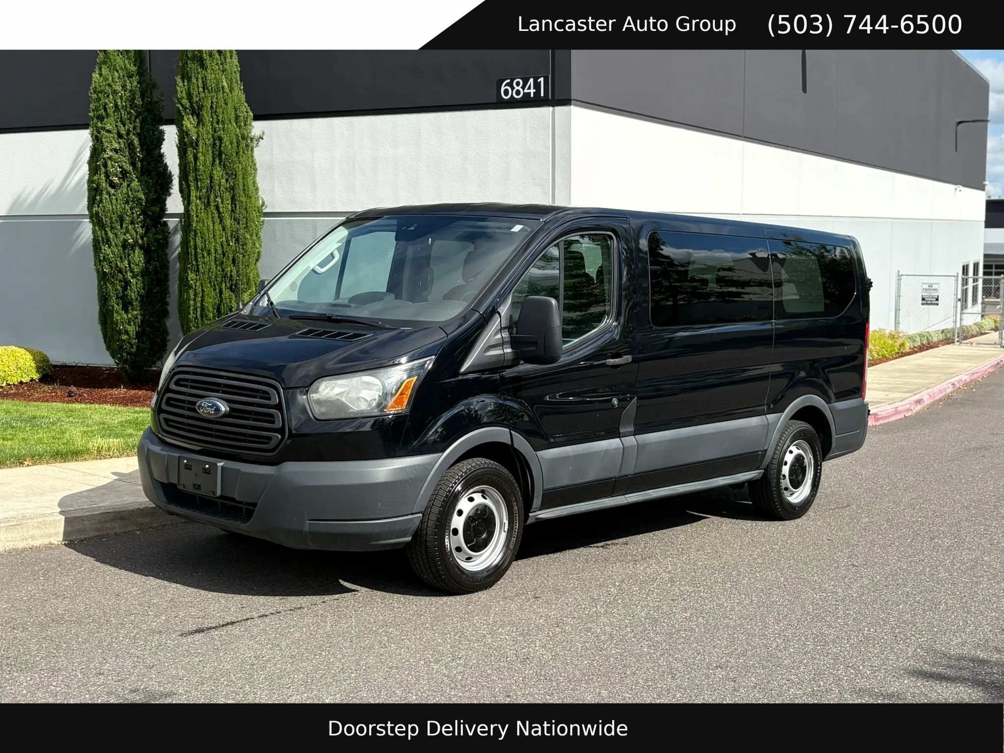 Used 2017 Ford Transit 150 XL RWD image 1