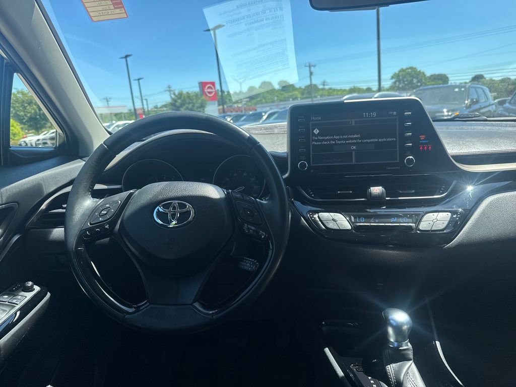 Used 2020 Toyota C-HR Limited FWD image 22