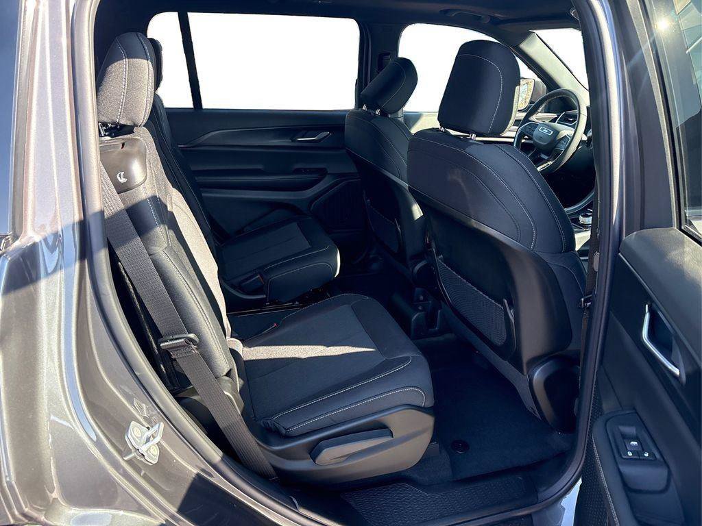 New 2026 Jeep Grand Cherokee L 4WD image 21
