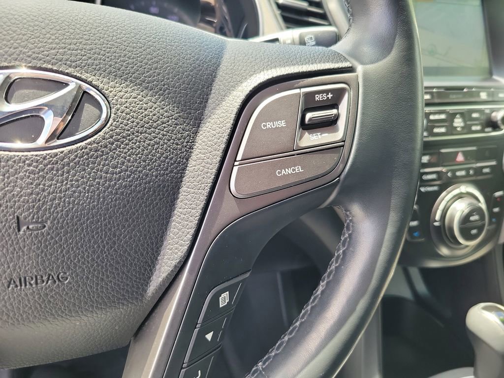 Used 2018 Hyundai Santa Fe Limited w/ Cargo Package image 26