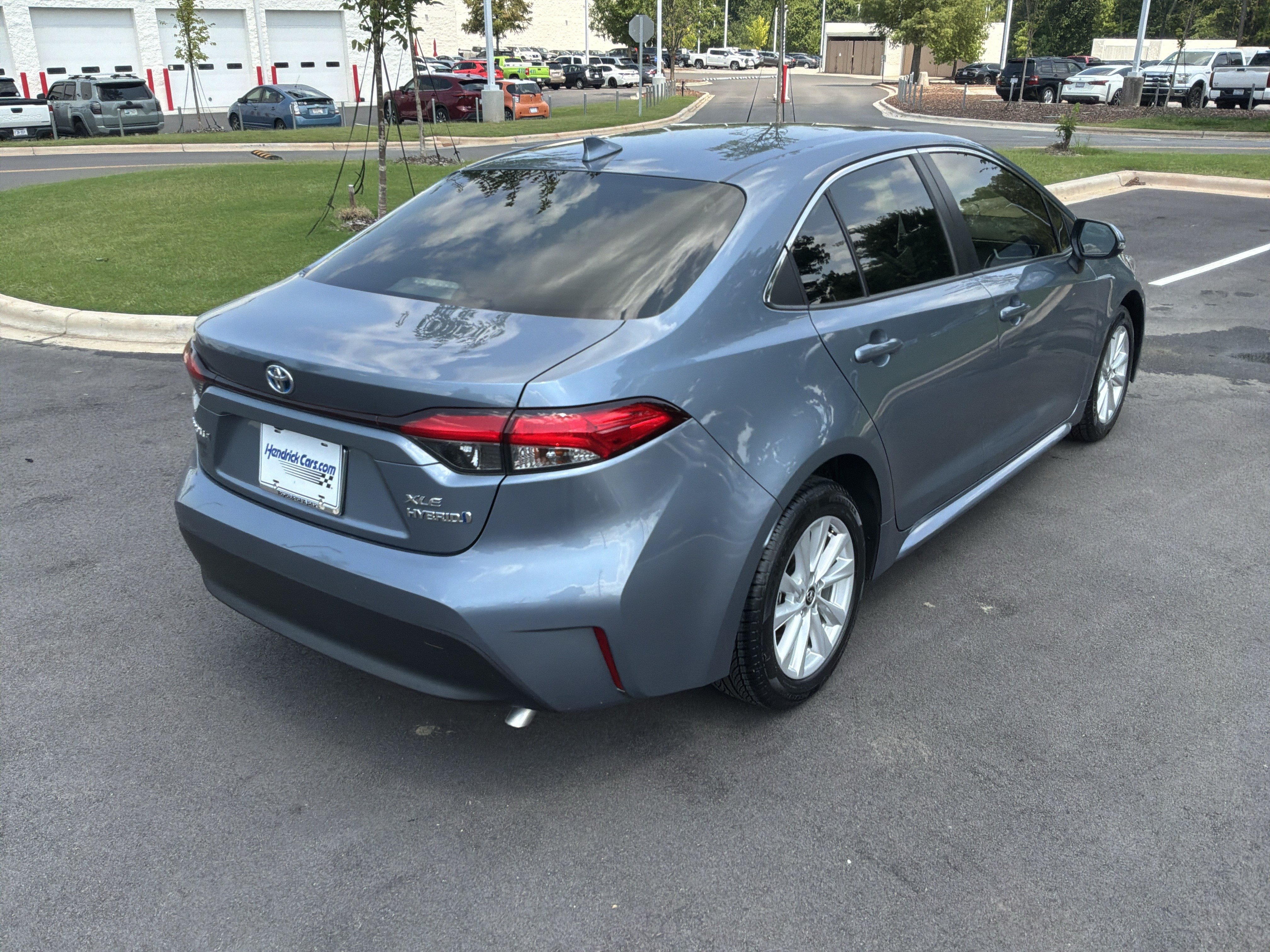 Used 2023 Toyota Corolla XLE FWD image 10