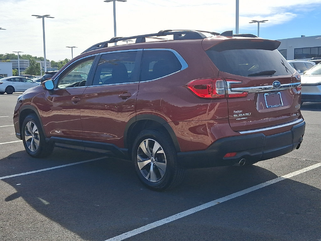 Used 2024 Subaru Ascent Premium w/ Convenience Package AWD/4WD image 4