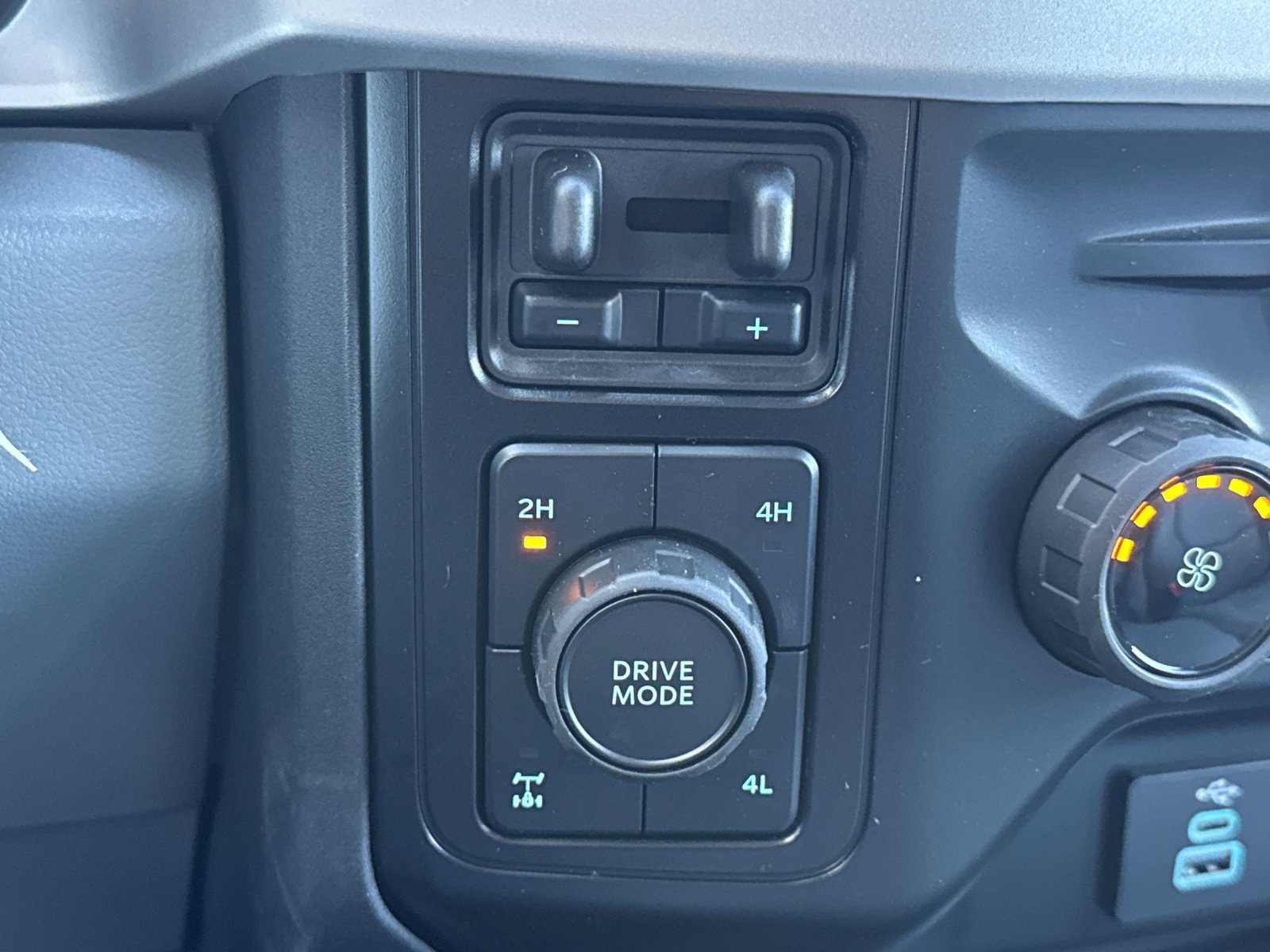 New 2027 Ford F350 XL AWD/4WD image 29