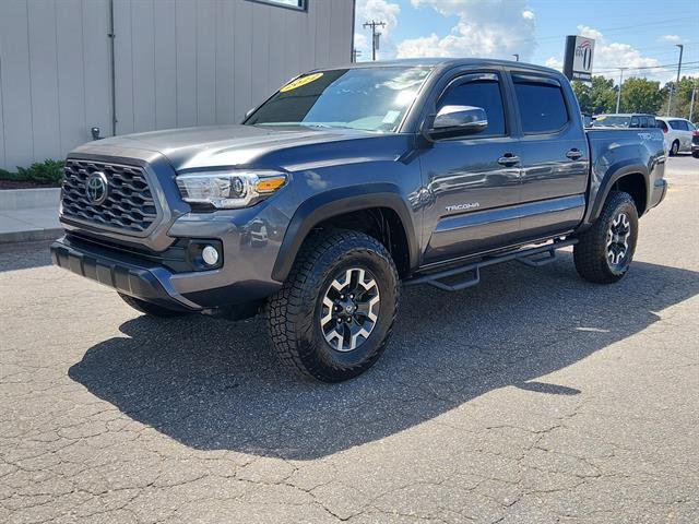 Used 2022 Toyota Tacoma TRD Off-Road w/ Technology Package AWD/4WD image 4