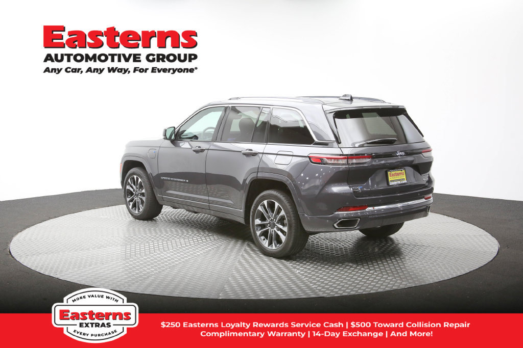 Used 2023 Jeep Grand Cherokee Overland AWD/4WD image 67