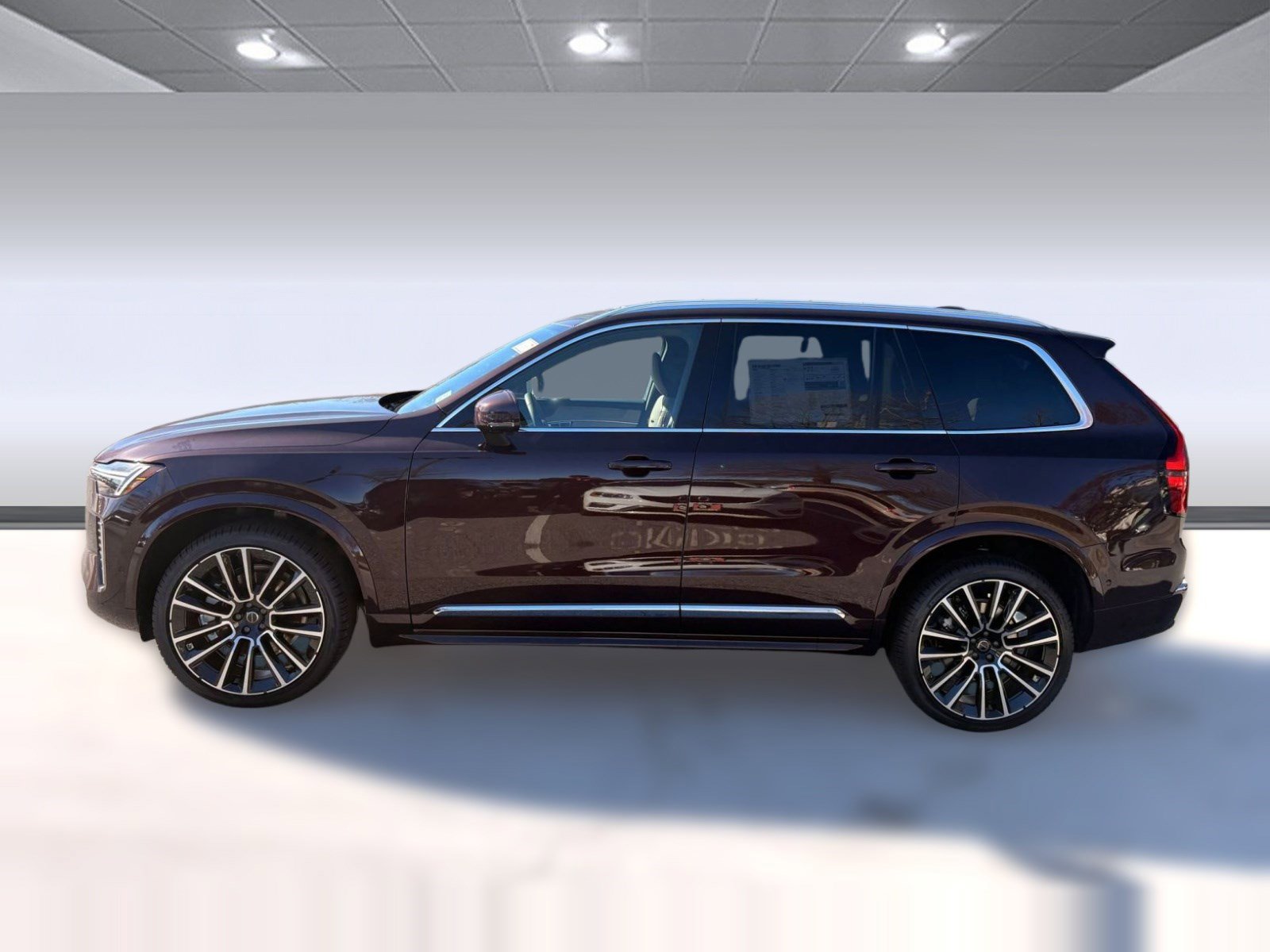 New 2026 Volvo XC90 B6 Plus w/ Protection Package image 2