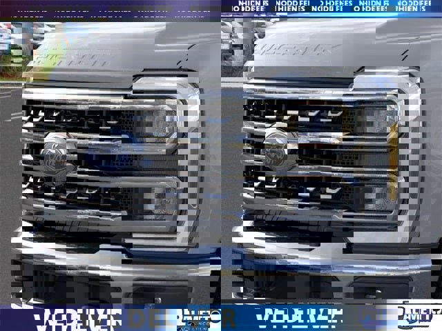 New 2026 Ford F250 4x4 Crew Cab Super Duty image 17
