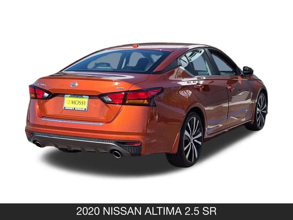Used 2020 Nissan Altima 2.5 SR w/ Premium Package FWD image 12