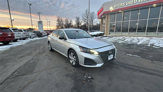 Used 2024 Nissan Altima 2.5 S image 29