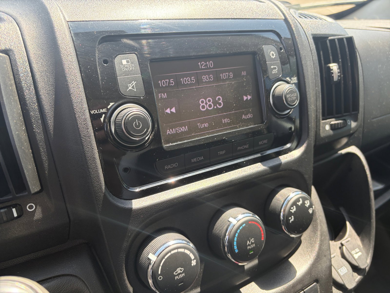 Used 2020 RAM ProMaster 2500 FWD image 33