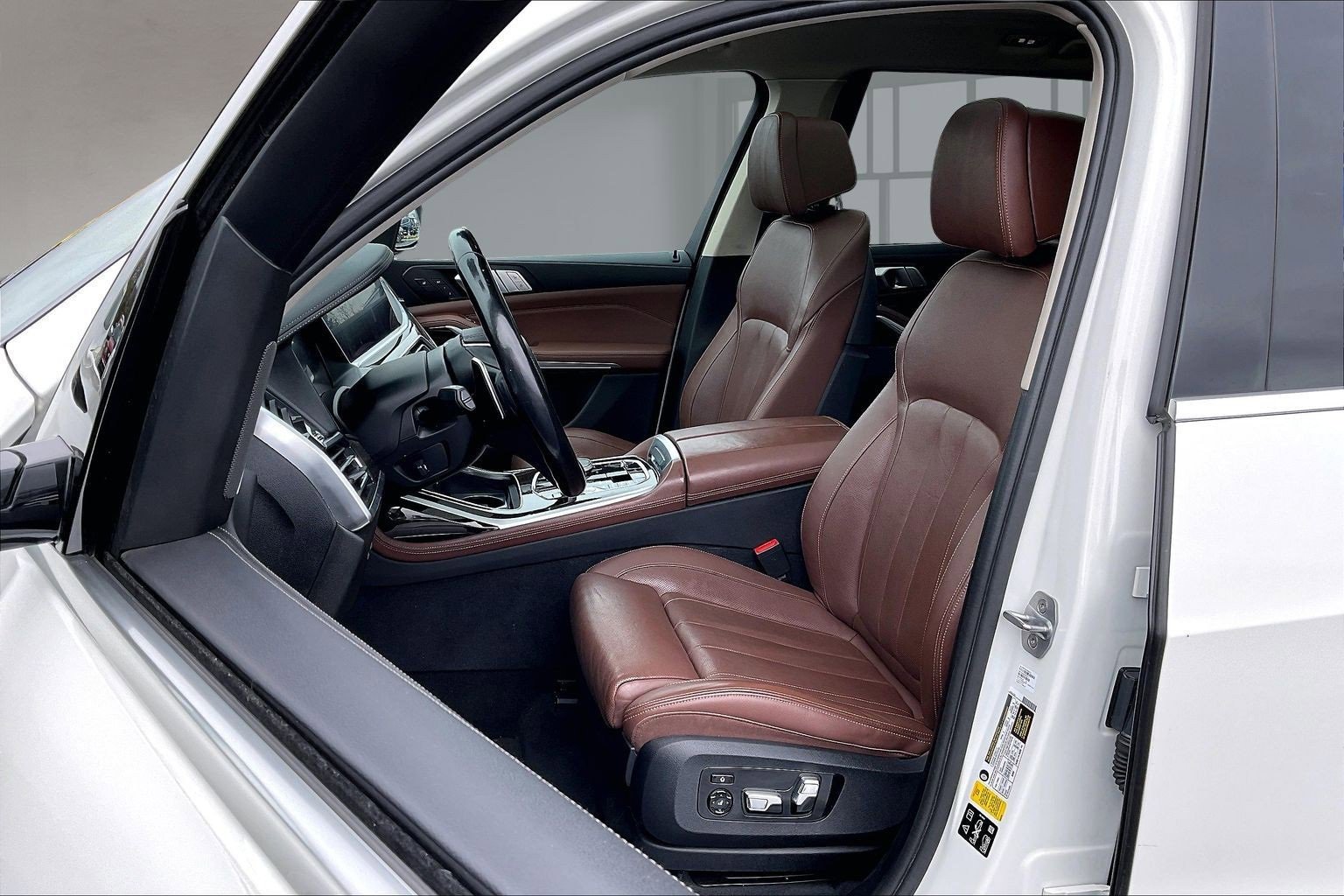 Used 2019 BMW X7 xDrive50i w/ Premium Package image 21