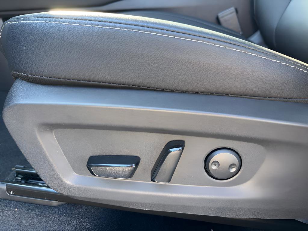 Certified 2025 Nissan Murano SL image 13