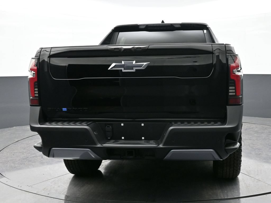 Used 2026 Chevrolet Silverado EV Trail Boss w/ Plus Package AWD/4WD image 4
