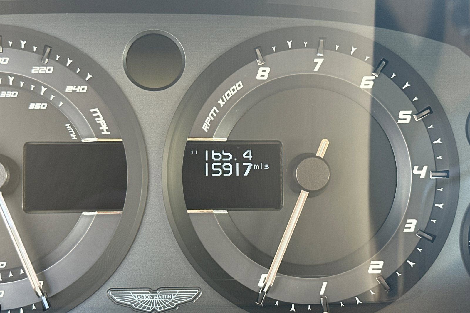 Used 2014 Aston Martin Vanquish Coupe image 29