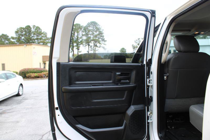 Used 2018 RAM 2500 Tradesman AWD/4WD image 18