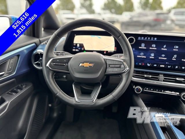 Used 2025 Chevrolet Equinox EV LT w/ Convenience Package image 16