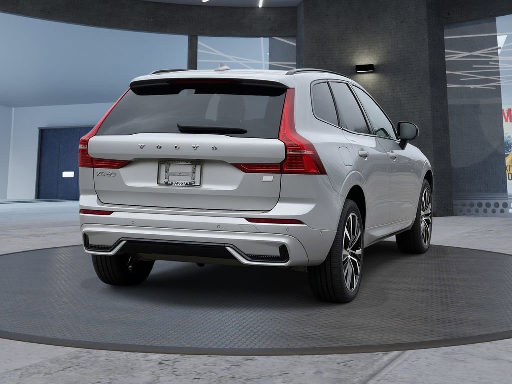 Used 2023 Volvo XC60 T8 Ultimate w/ Climate Package AWD/4WD image 4