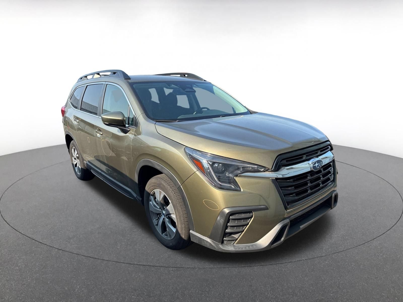 Used 2024 Subaru Ascent Premium w/ Convenience Package AWD/4WD image 2