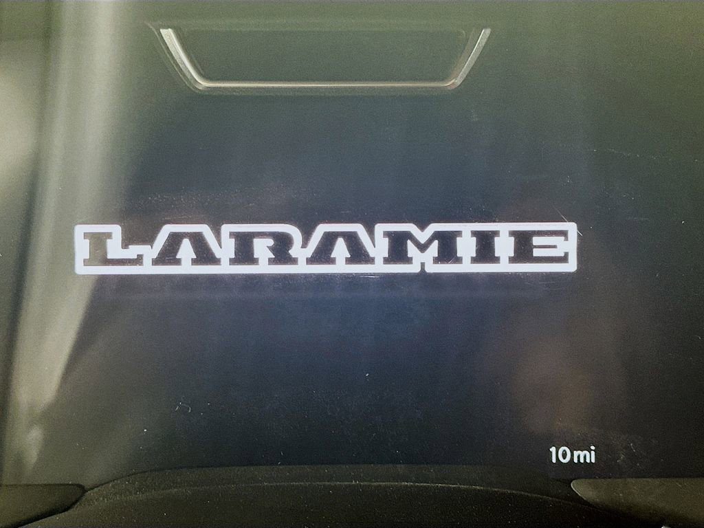 New 2025 RAM 3500 Laramie AWD/4WD image 11