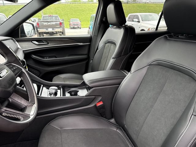 New 2026 Jeep Grand Cherokee L 4WD image 5