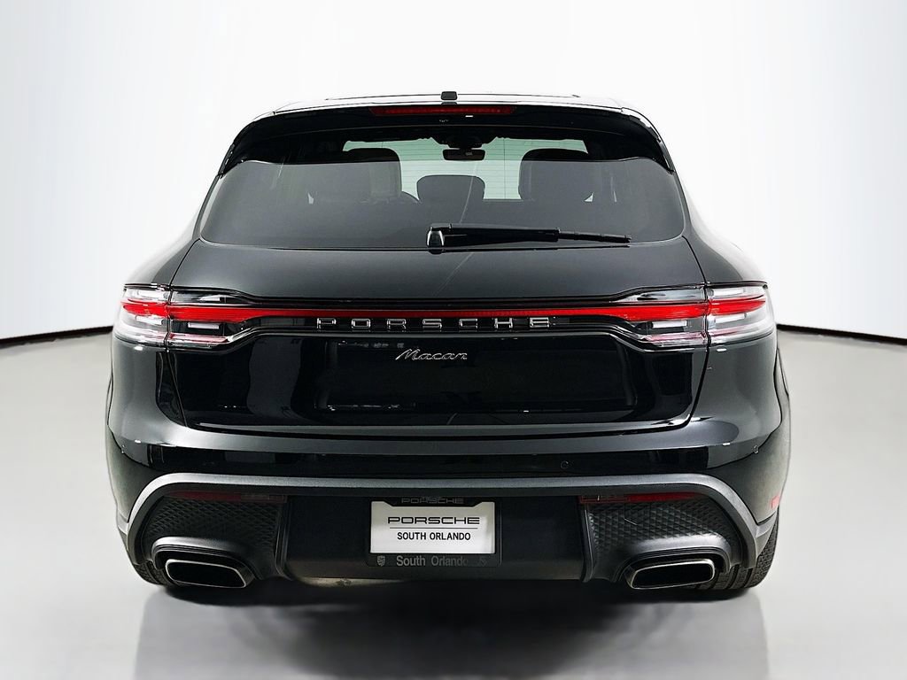 Used 2025 Porsche Macan image 10