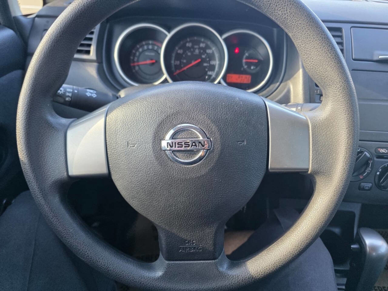 Used 2011 Nissan Versa Sedan FWD image 16